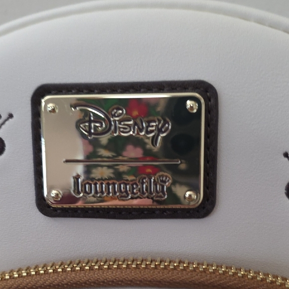 Loungefly Disney Pooh Floral Backpack. Midsized NWT. New Release main image 6